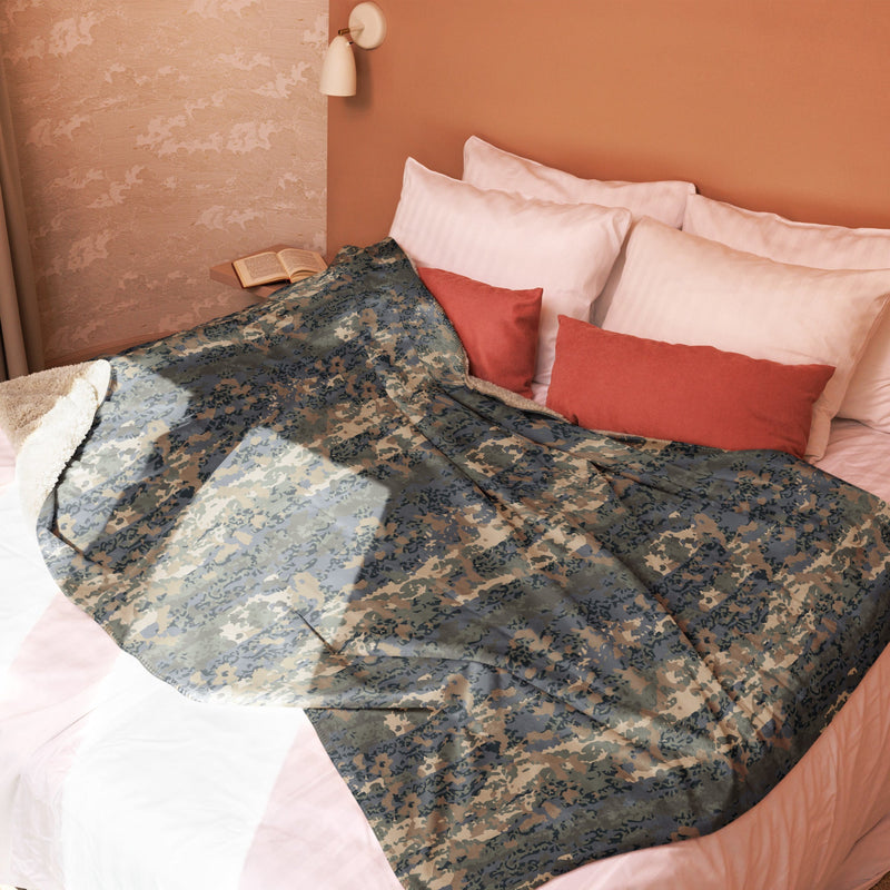 Tarnanzug Alpine CAMO Sherpa Blanket