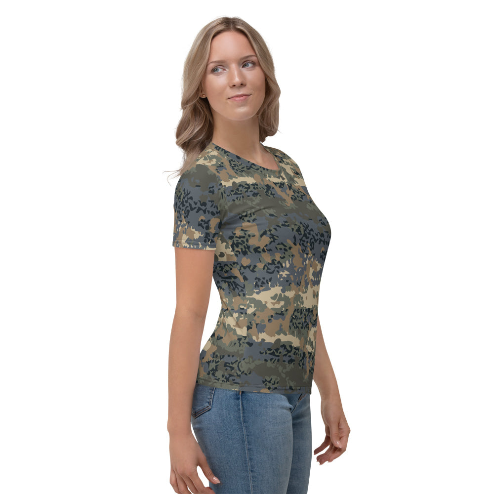 Austrian Tarnanzug CAMO Women’s T-shirt - Womens T-Shirt