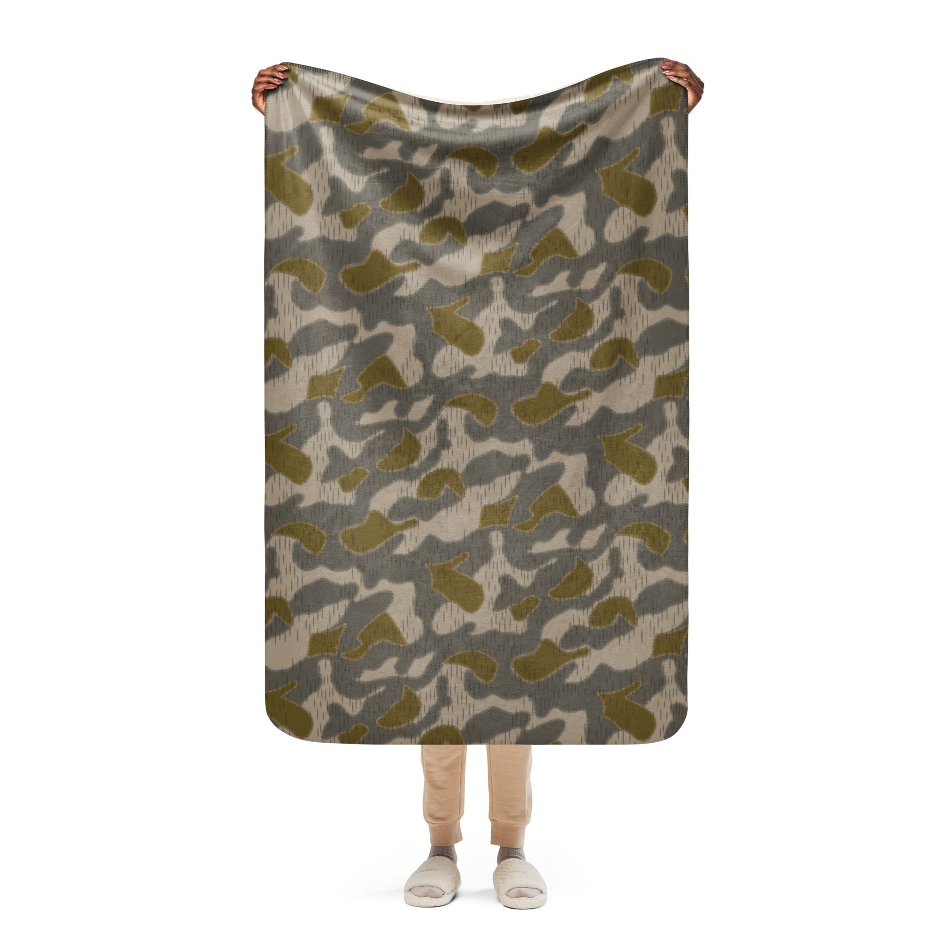 Austrian Zeltbahn Sumpfmuster Marsh CAMO Sherpa blanket - 37″×57″ - Blankets