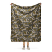 Sumpfmuster Zeltbahn Marsh CAMO Sherpa Blanket - 50″×60″