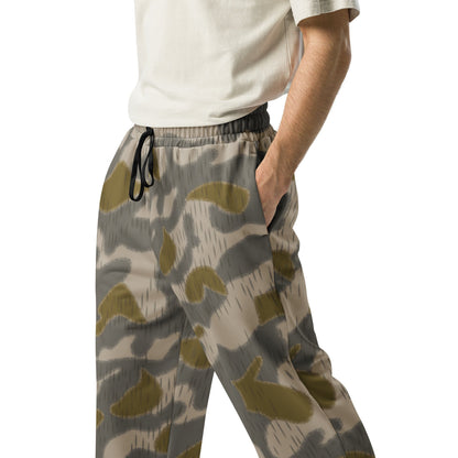 Austrian Zeltbahn Sumpfmuster Marsh CAMO Wide-leg joggers - Joggers