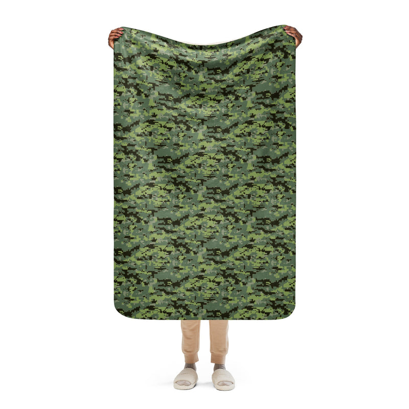 Frontier Resource Security CAMO Sherpa Blanket - 37″×57″
