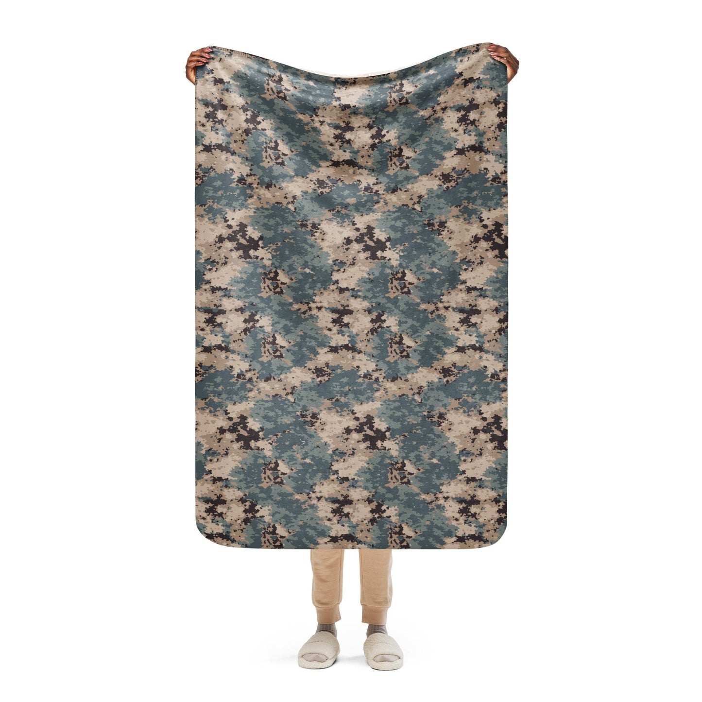 Azerbaijan M2024 CAMO Sherpa Blanket - 37″×57″