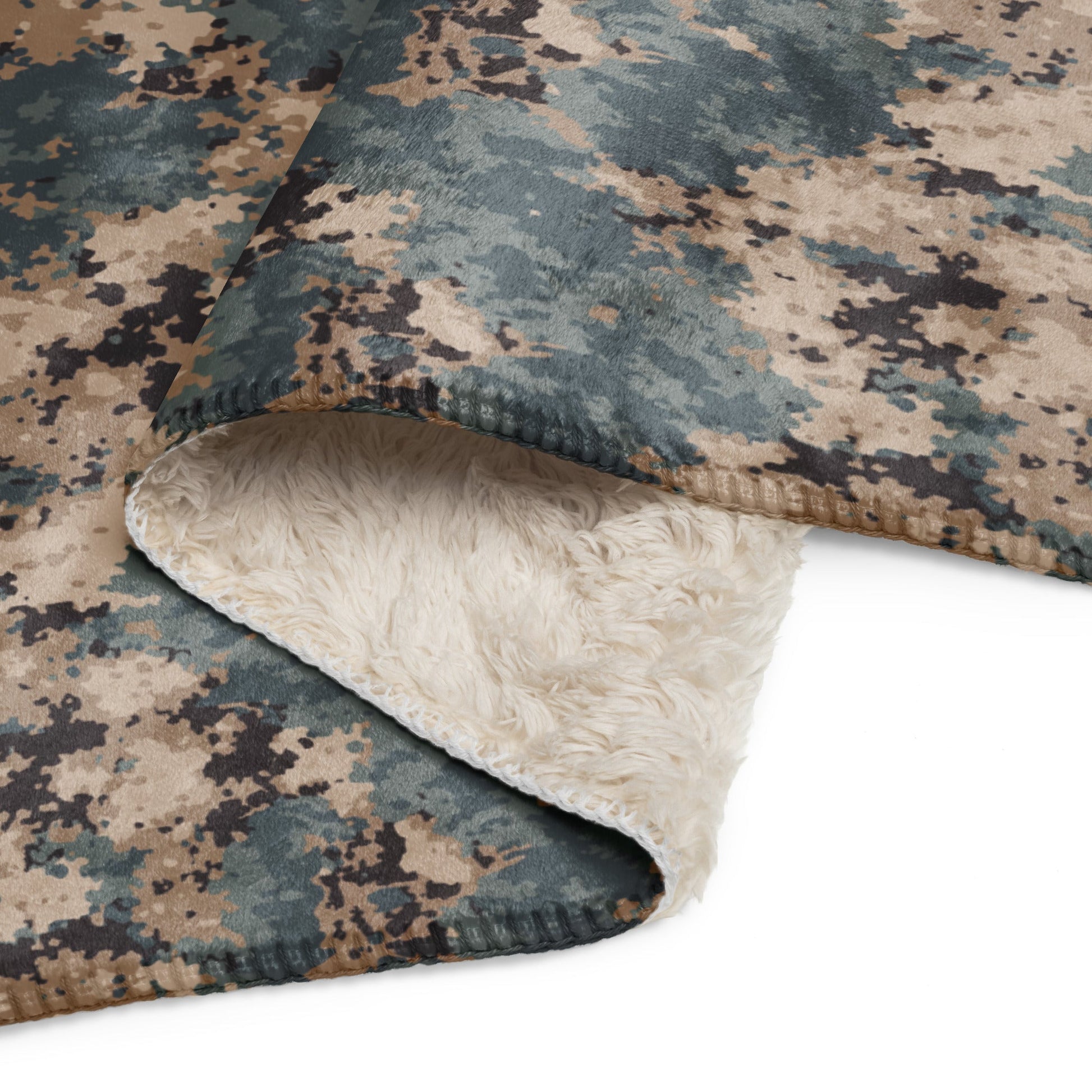Azerbaijan M2024 CAMO Sherpa Blanket