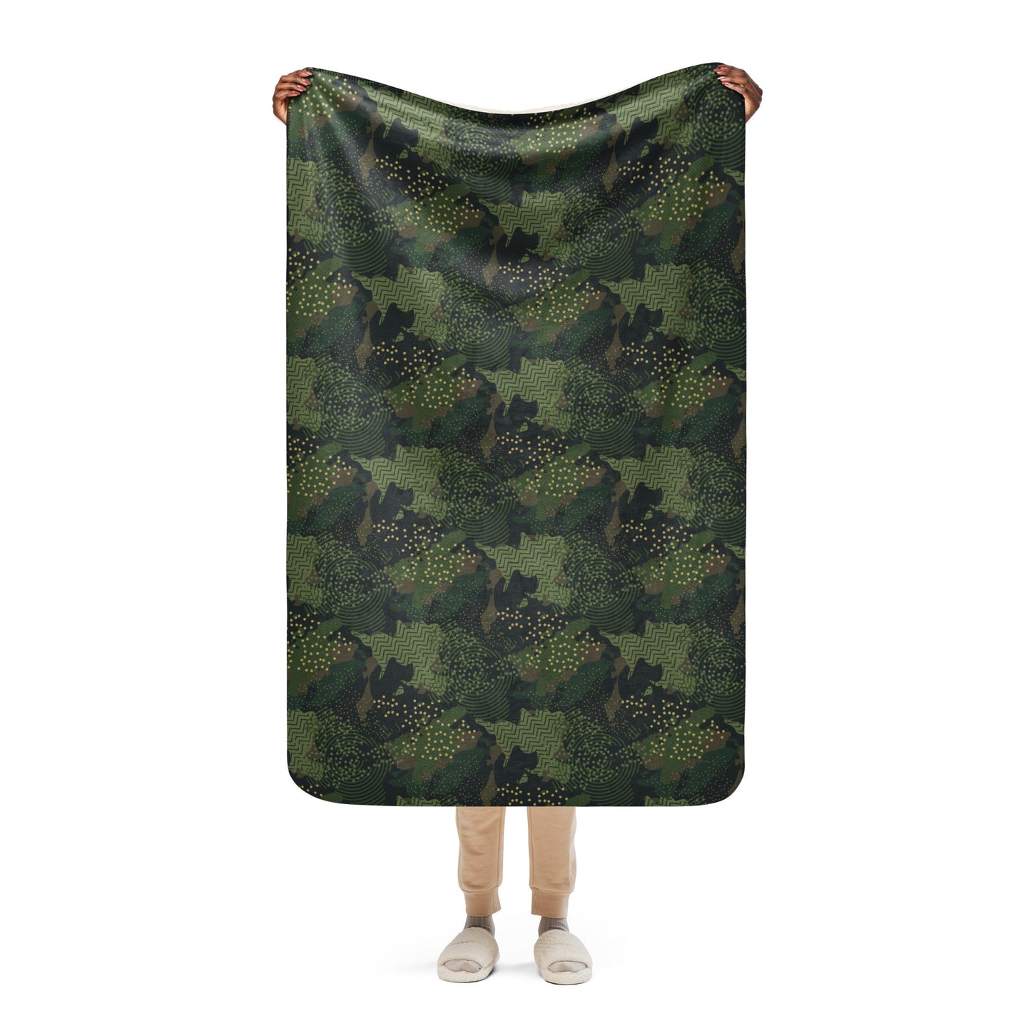 Barracuda Recon CAMO Sherpa Blanket - 37″×57″