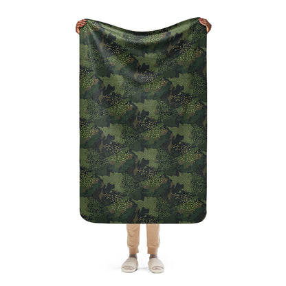 Barracuda Recon CAMO Sherpa Blanket - 37″×57″
