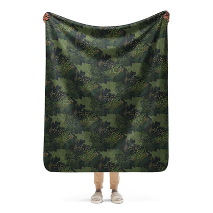 Barracuda Recon CAMO Sherpa Blanket - 50″×60″