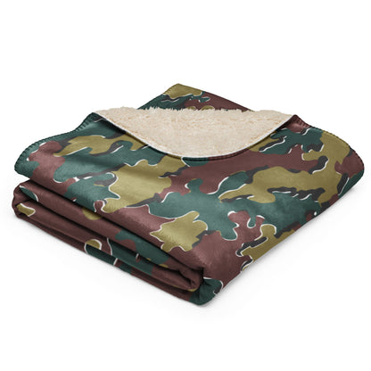 Belgian Jigsaw Autumn CAMO Sherpa blanket - Blankets