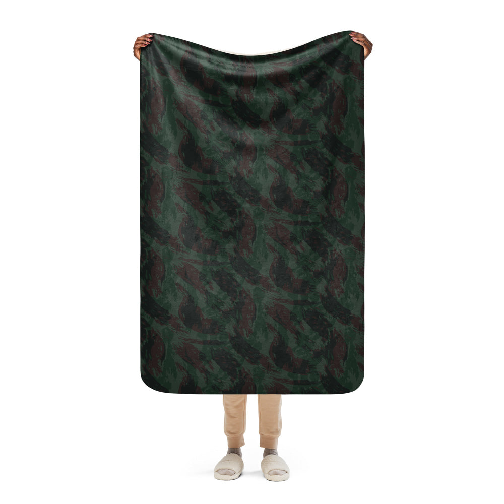 Brazilian Lizard 1980 CAMO Sherpa blanket - 37″×57″ - Blanket