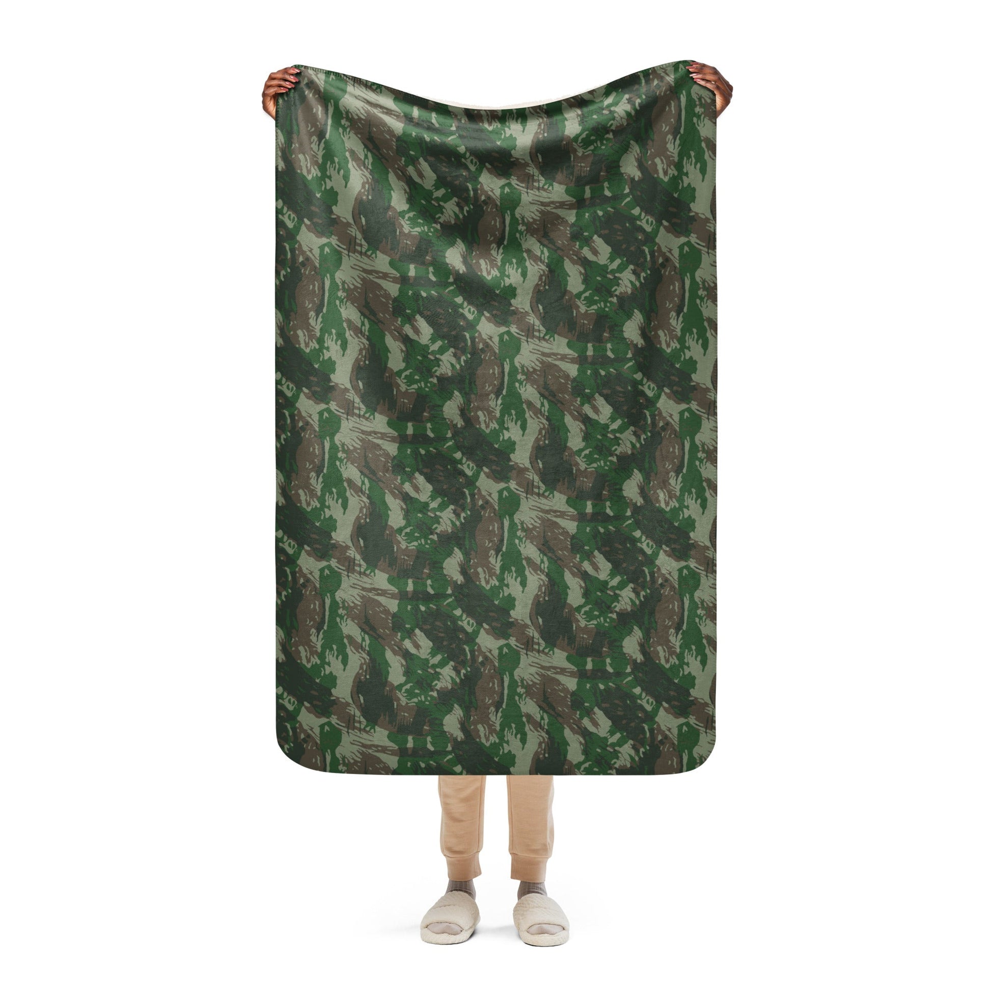 Brazilian Lizard CAMO Sherpa blanket - 37″×57″ - Blankets