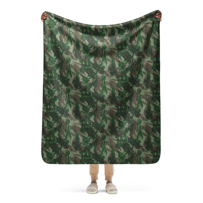 Brazilian Lizard CAMO Sherpa blanket - 50″×60″ - Blankets