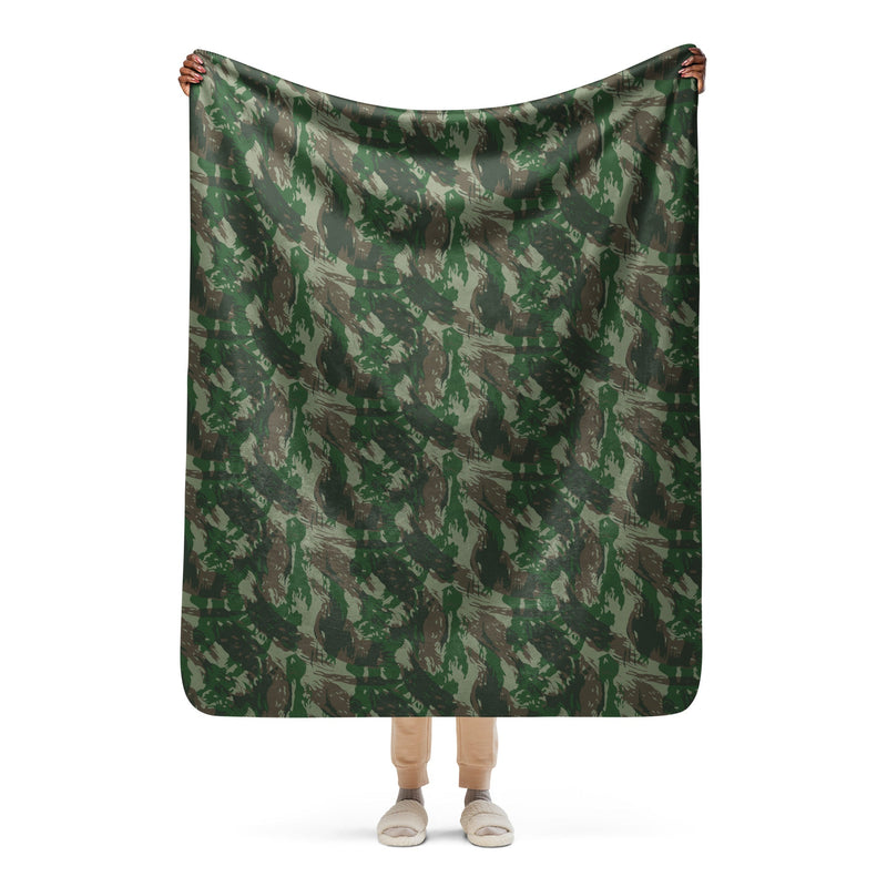 Lizard Brazil Jungle CAMO Sherpa Blanket - 50″×60″