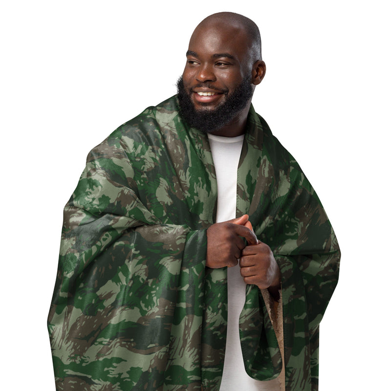 Lizard Brazil Jungle CAMO Sherpa Blanket