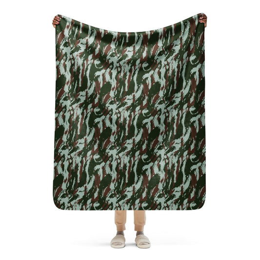 Brazilian Lizard CAMO Sherpa blanket - 50″×60″