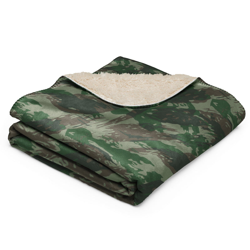 Lizard Brazil Jungle CAMO Sherpa Blanket