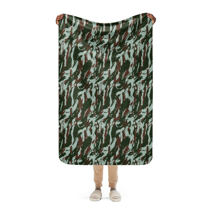 Brazilian Lizard Vertical CAMO Sherpa blanket - 37″×57″ - Blankets