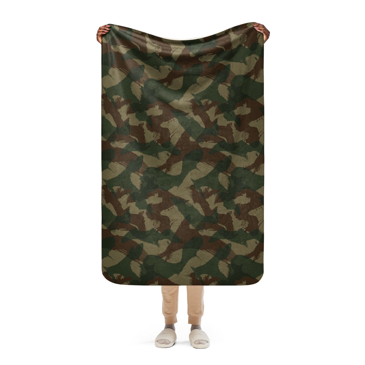 British 1959 Denison CAMO Sherpa Blanket - 37″×57″