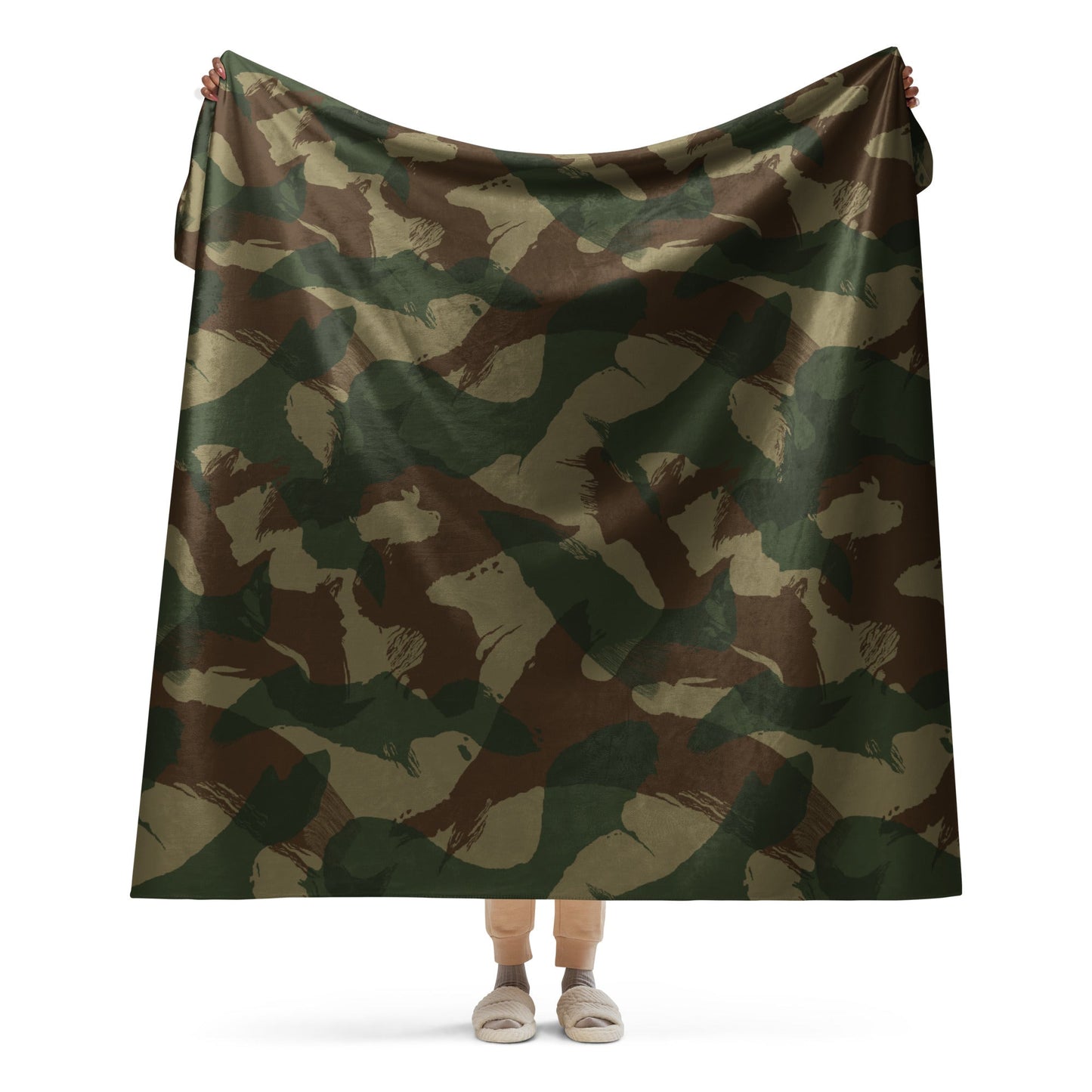 British 1959 Denison CAMO Sherpa Blanket - 60″×80″