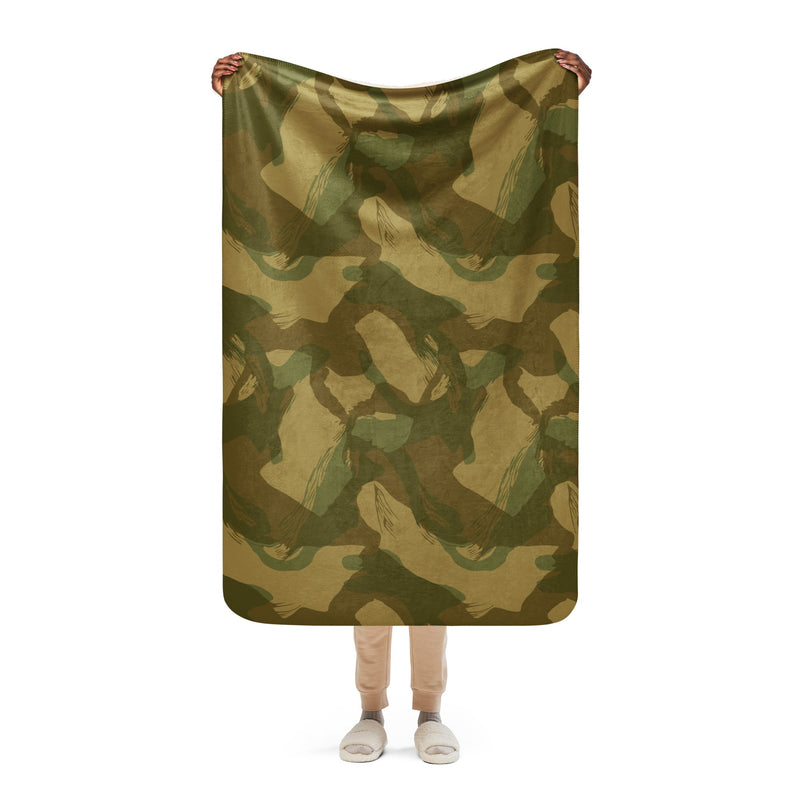 Denison WWII Airborne CAMO Sherpa Blanket - 37″×57″