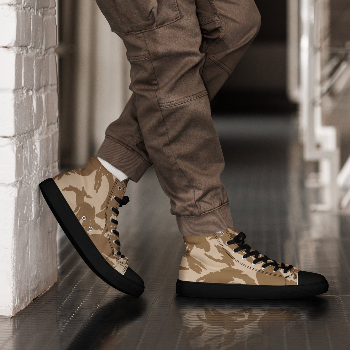 British DPM Desert CAMO Mens high top canvas shoes - Black / 5 - High Top Canvas Shoes