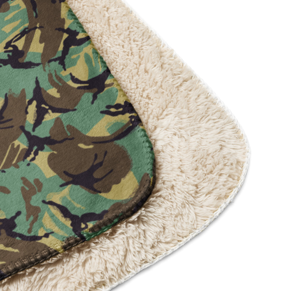 British DPM P60 Wild Geese Movie CAMO Sherpa blanket - Blanket