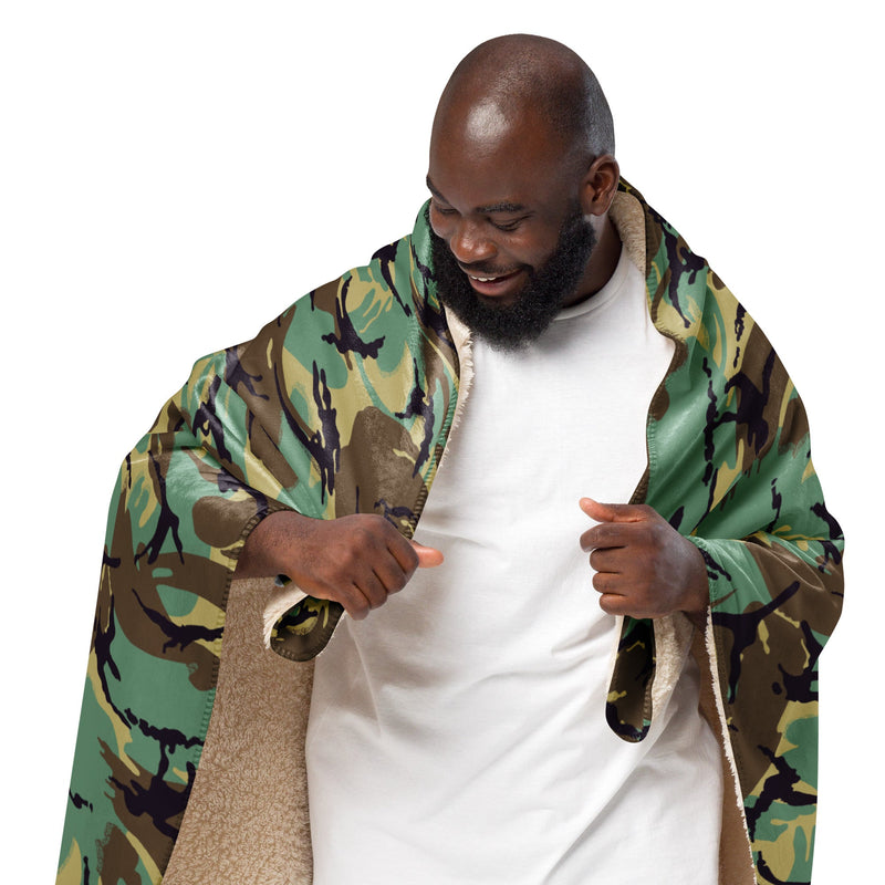 DPM Wild Geese CAMO Sherpa Blanket