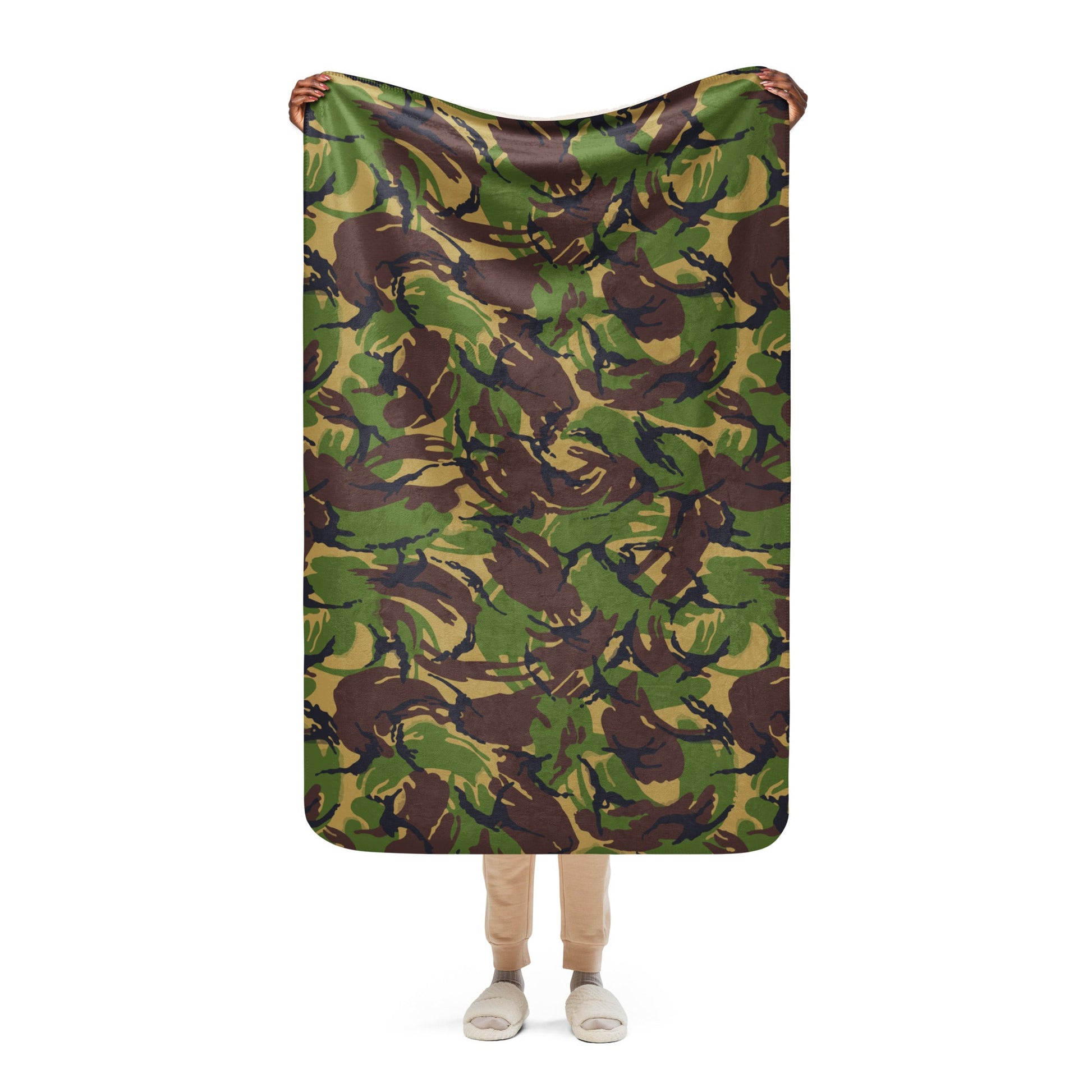 British DPM Woodland CAMO Sherpa blanket - 37″×57″ - Blanket