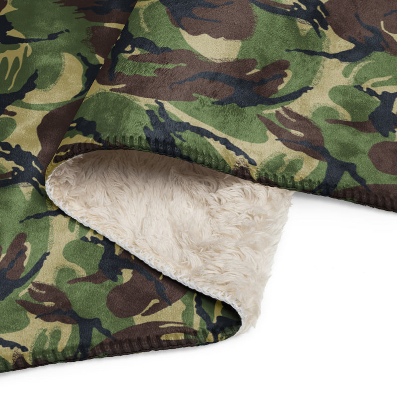 DPM Woodland CAMO Sherpa Blanket