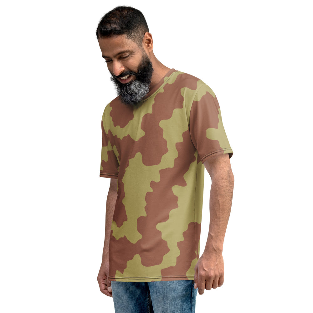 British WW2 Anti-Gas CAMO Men’s t-shirt - Mens T-Shirt