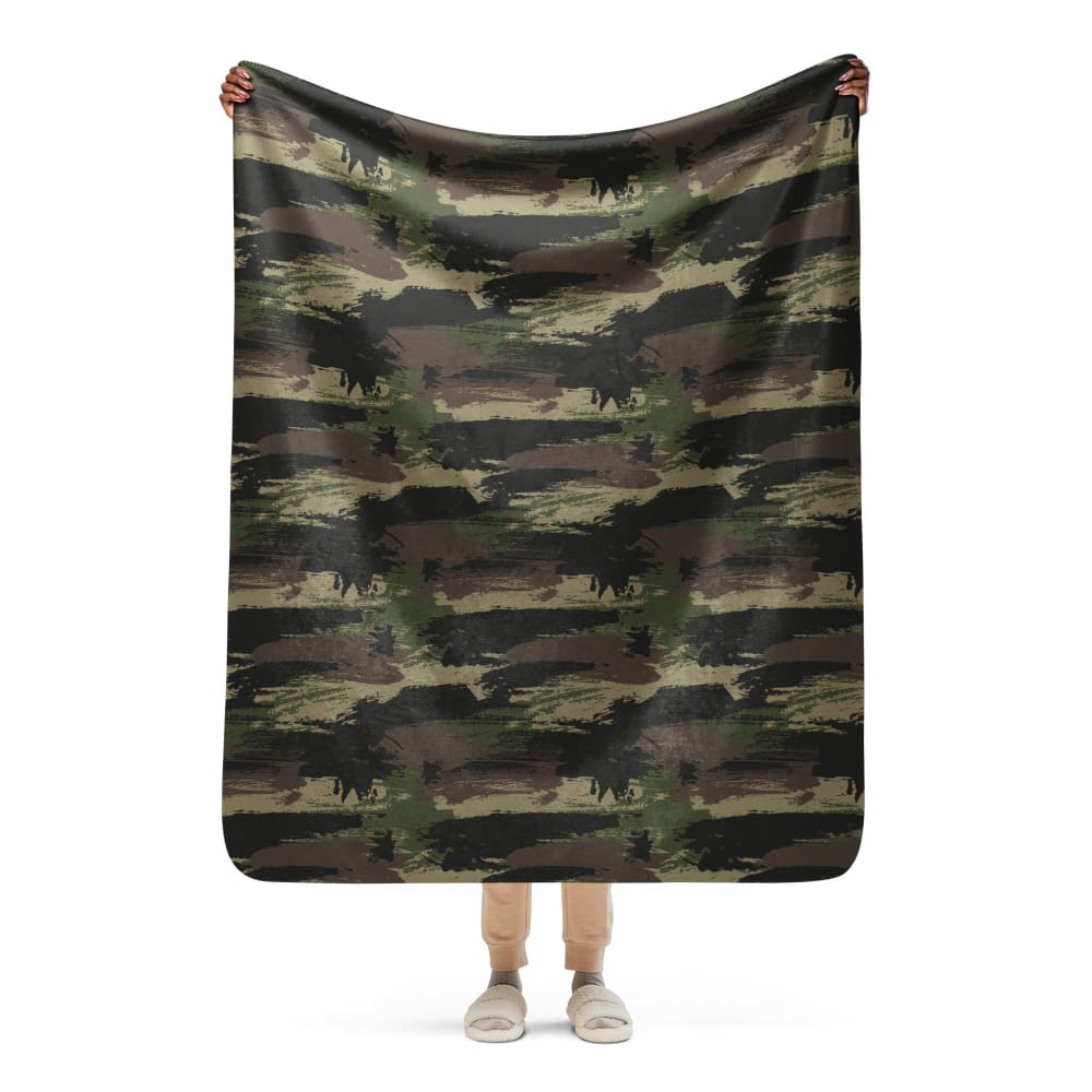 Brushstroke Jungle CAMO Sherpa blanket - 50″×60″