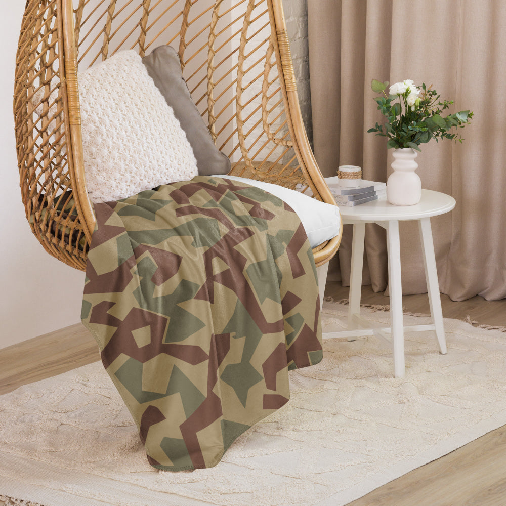 Bulgarian 1951 Splinter CAMO Sherpa blanket - Blanket