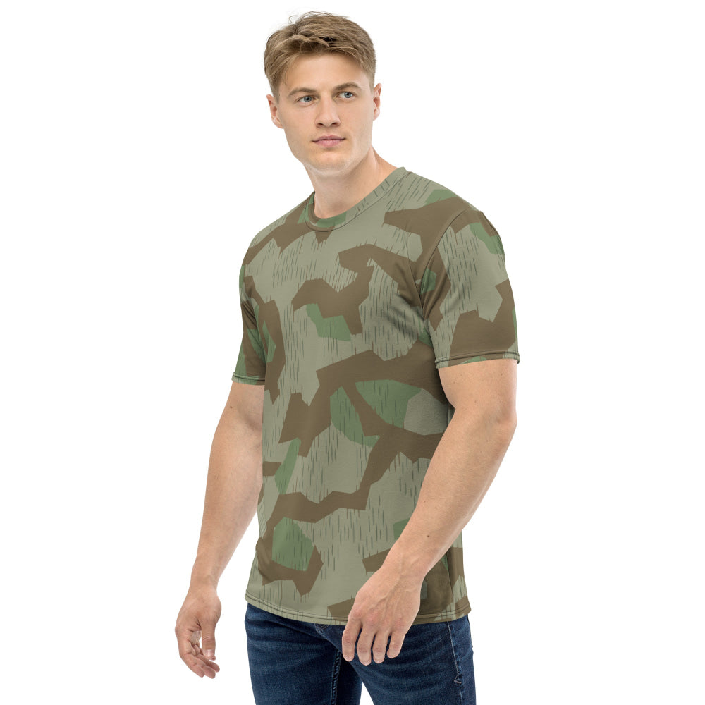 Bulgarian 1968 Airborne Splinter CAMO Men’s T-shirt - Mens T-Shirt