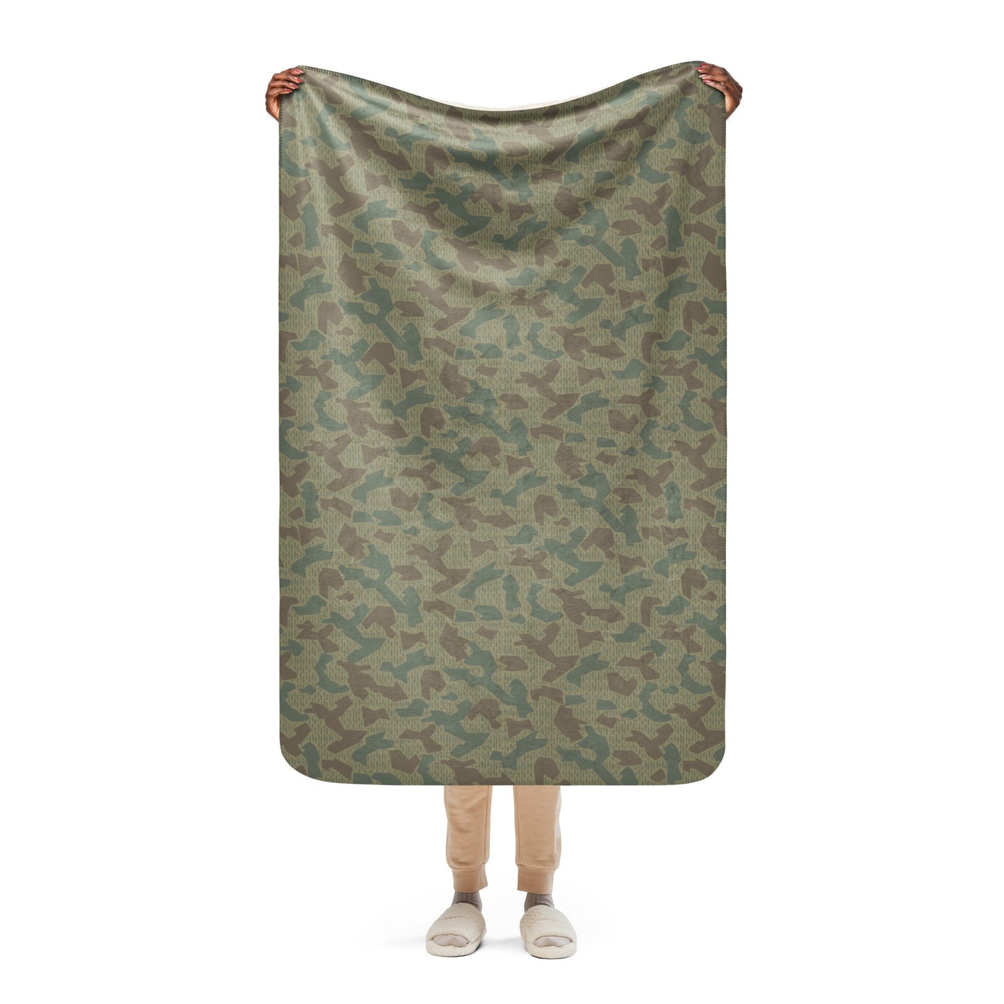 Bulgarian 1979 Splinter Airborne CAMO Sherpa Blanket - 37″×57″
