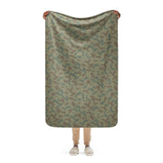 Splinter Airborne 1979 CAMO Sherpa Blanket - 37″×57″
