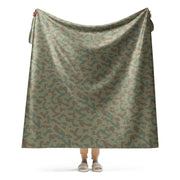 Splinter Airborne 1979 CAMO Sherpa Blanket - 60″×80″
