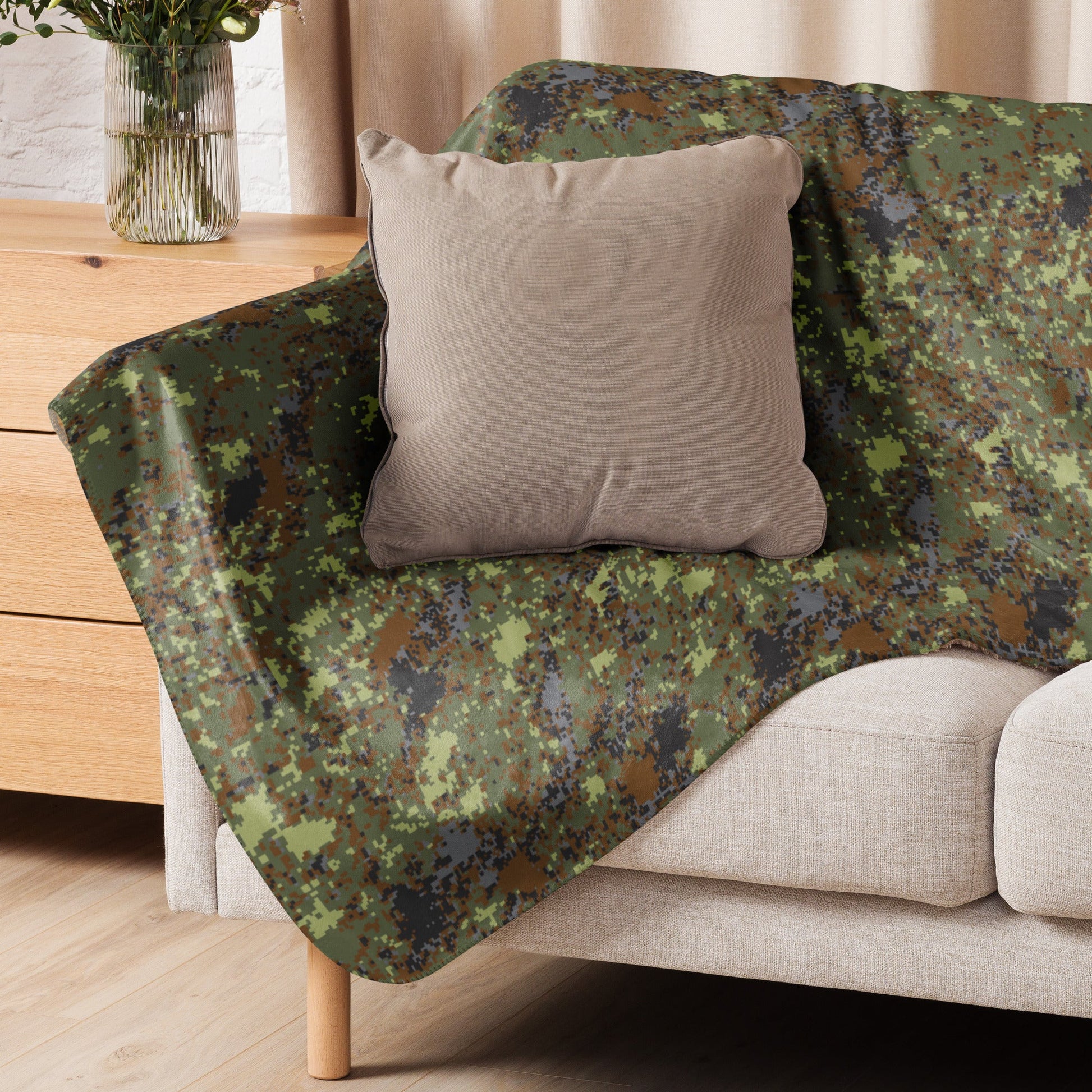 Bulgarian Digital Flecktarn CAMO Sherpa blanket - Blankets