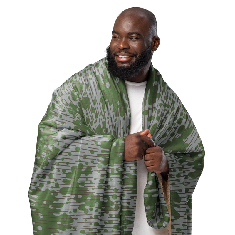 Frog Skin Zhabezhka Kozha CAMO Sherpa Blanket