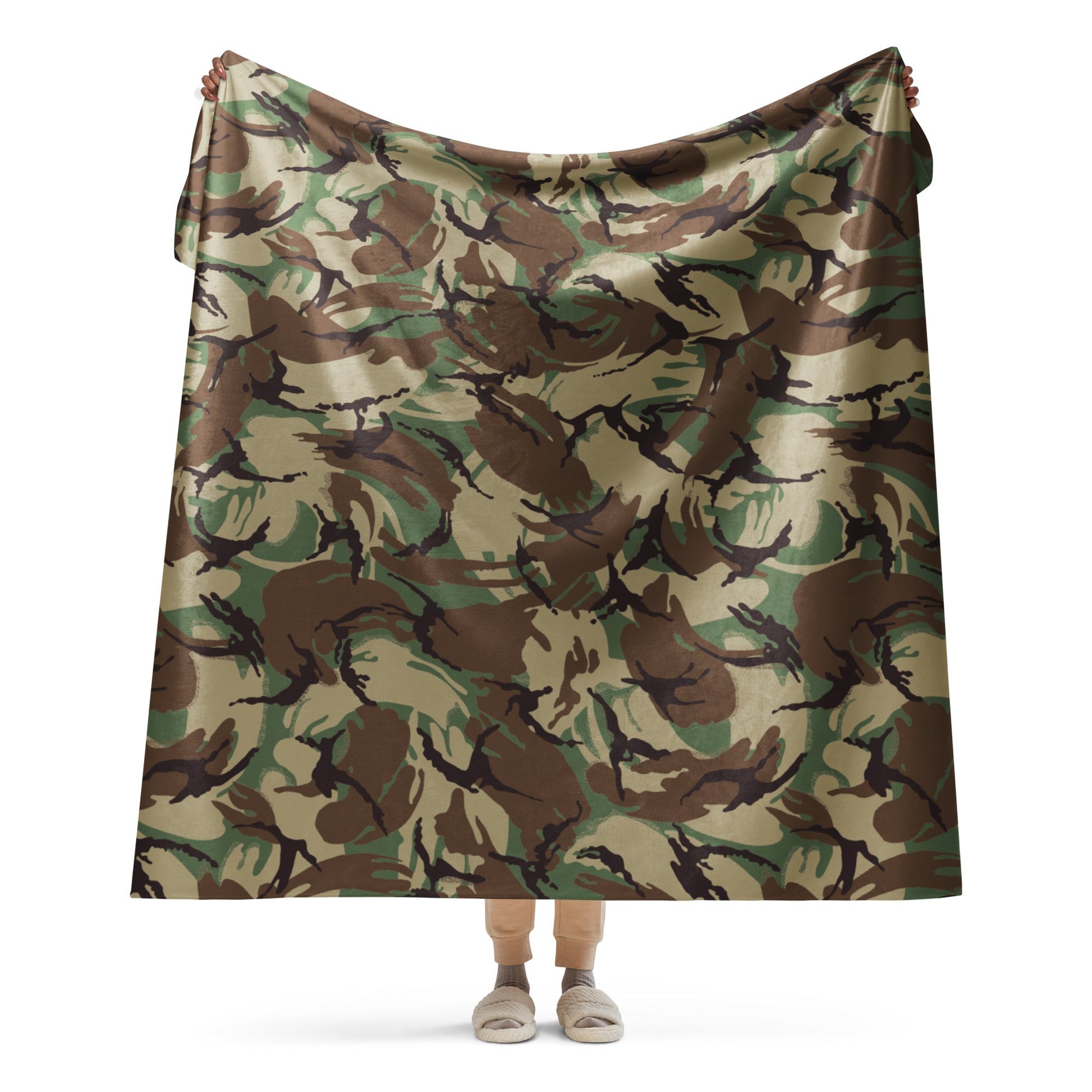 Canadian Airborne DPM CAMO Sherpa blanket - 60″×80″ - Blankets
