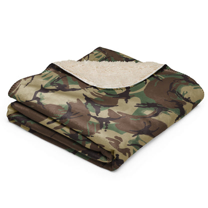 Canadian Airborne DPM CAMO Sherpa blanket - Blankets