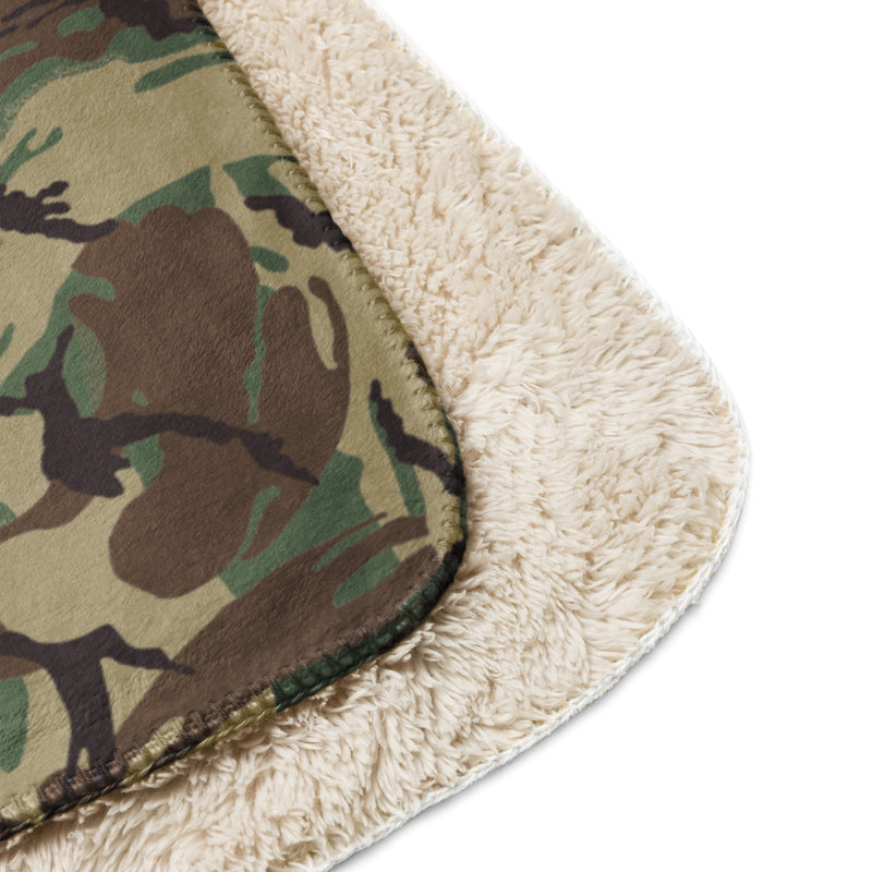 DPM Canadian Airborne CAMO Sherpa Blanket