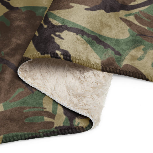 Canadian Airborne DPM CAMO Sherpa blanket - Blankets
