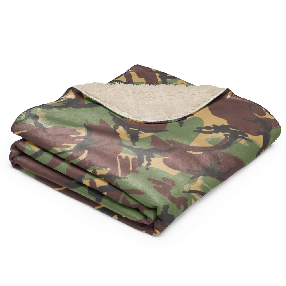 Canadian DPM Airborne Special Service Force CAMO Sherpa blanket - Blanket