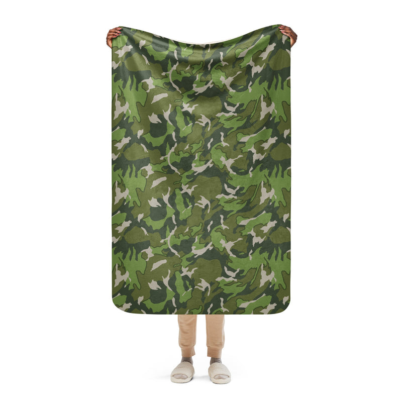 Denison Type 84 Airborne CAMO Sherpa Blanket - 37″×57″
