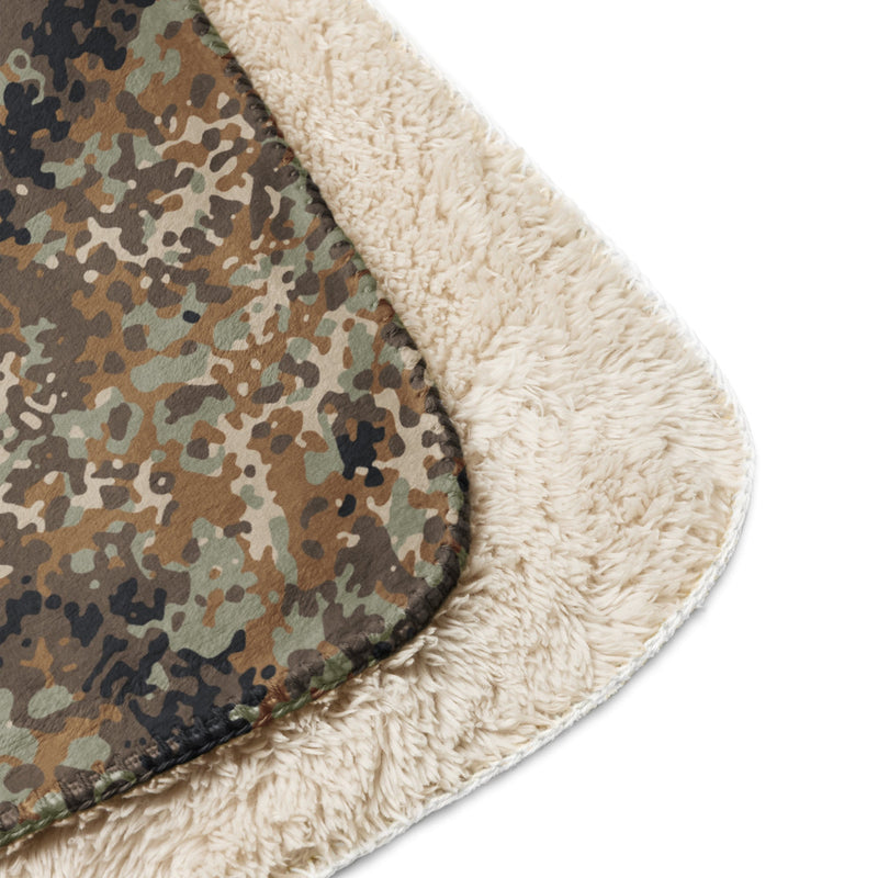 Flecktarn Himalayan Plateau CAMO Sherpa Blanket