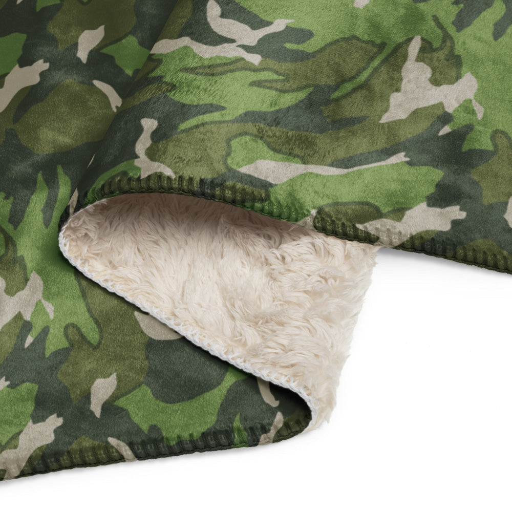 Chinese Type 84 CAMO Sherpa blanket - Blanket