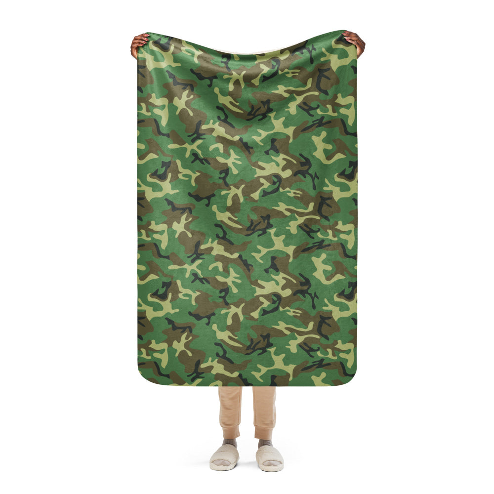 Chinese Type 87 Woodland CAMO Sherpa blanket - 37″×57″ - Blanket