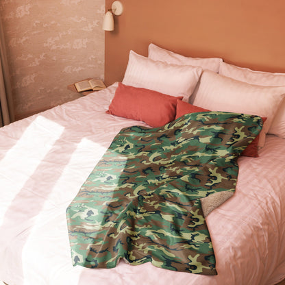 Chinese Type 99 Woodland CAMO Sherpa blanket - Blankets