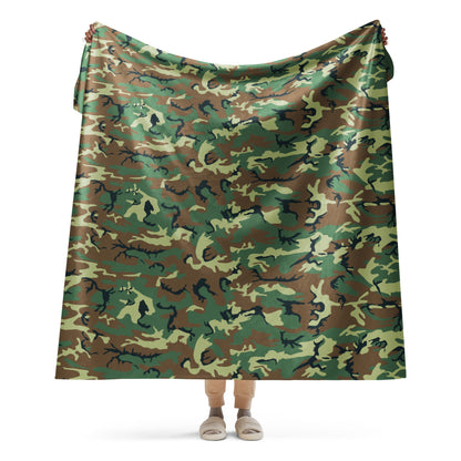 Chinese Type 99 Woodland CAMO Sherpa blanket - 60″×80″ - Blankets