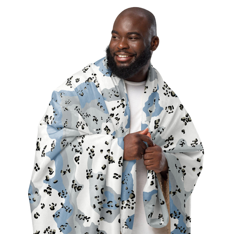 Chocolate Chip Polar Ice CAMO Sherpa Blanket