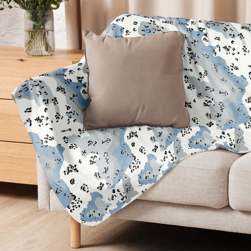 Chocolate Chip Polar Ice CAMO Sherpa Blanket